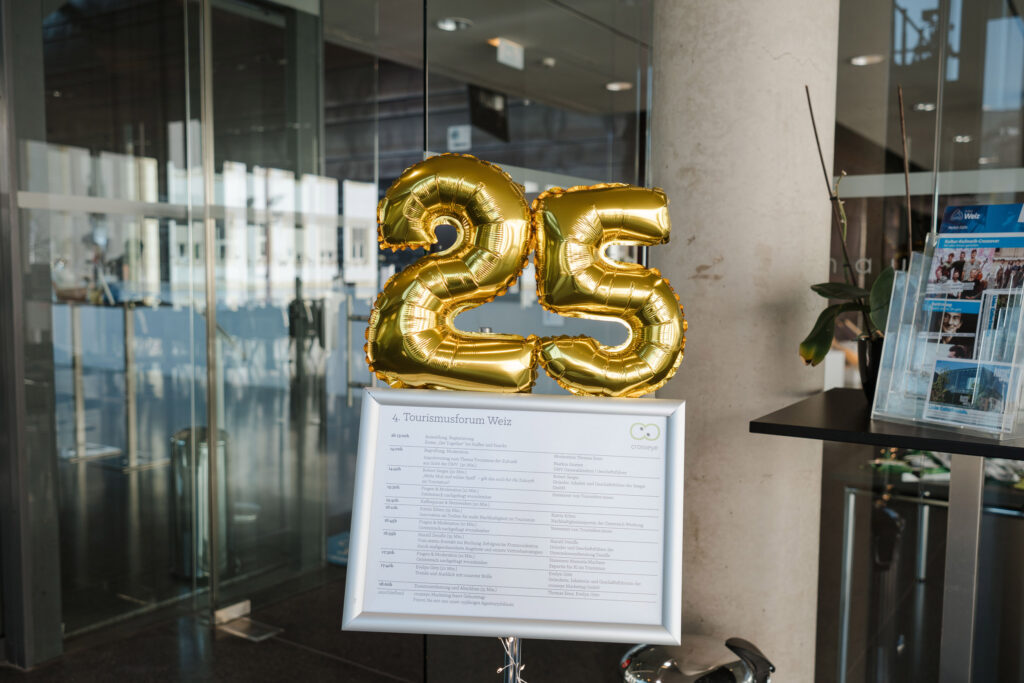 crosseye Marketing feiert 25 Jahre Jubiläum - beim 4. Tourismusforum in Weiz (c) crosseye Marketing GmbH @90frm.com